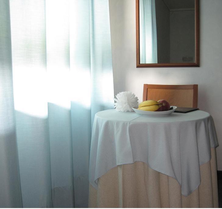 Hotel Italia Carmagnola Habitación foto