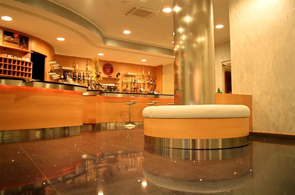 Hotel Italia Carmagnola Exterior foto